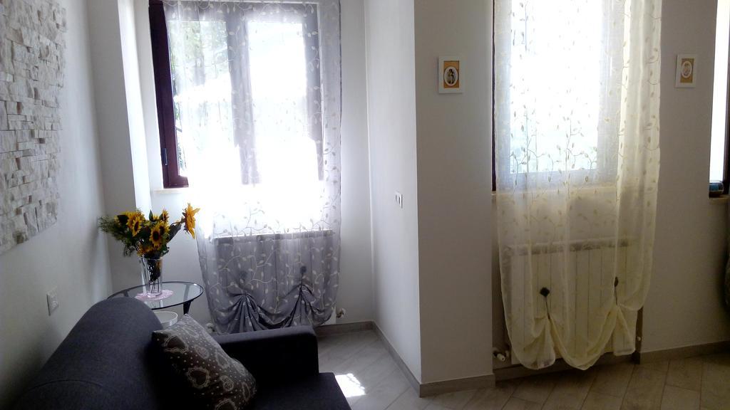 Appartamento La Giunchiglia Assis Exterior foto