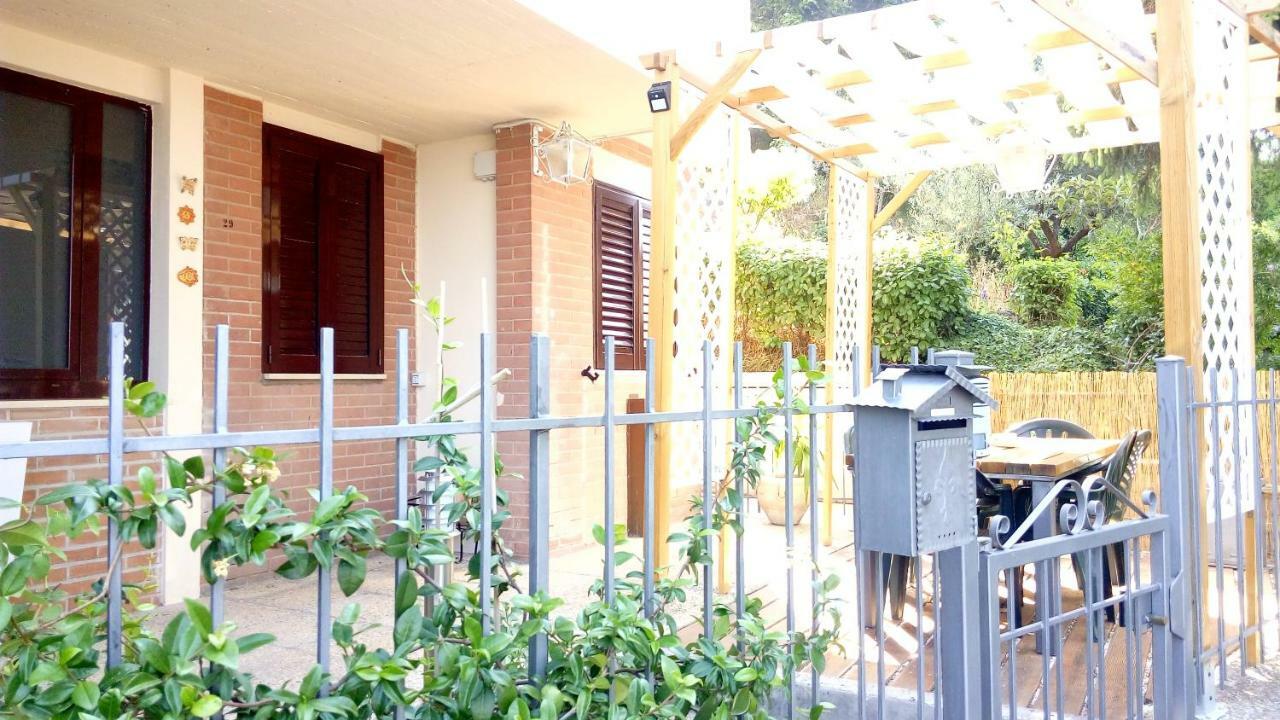 Appartamento La Giunchiglia Assis Exterior foto